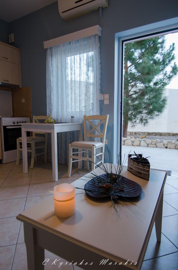 La Casa Del Vitsi Lägenhet Palaiochora Exteriör bild